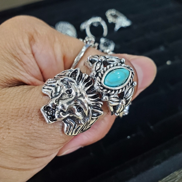 24 Mixed Style Rings - Picture 7 of 11